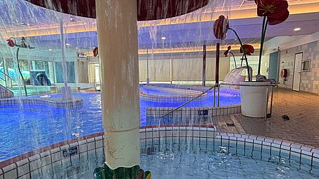 Een douche in de vorm van een paddestoel